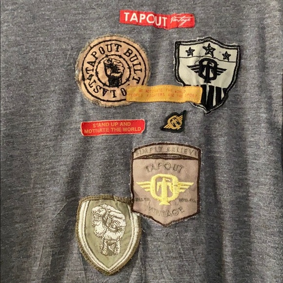 Men’s Tapout shirt - Picture 2 of 3